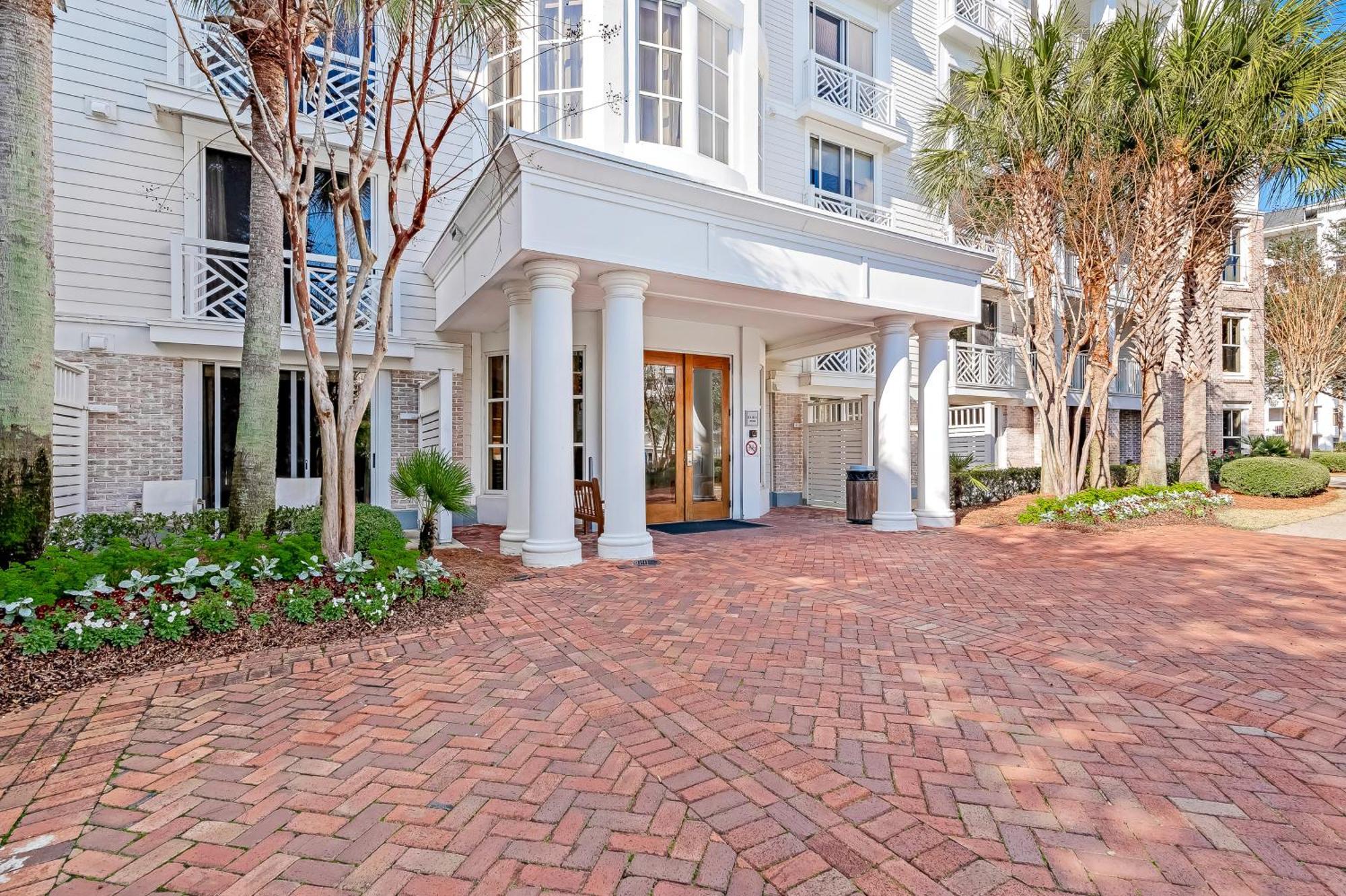 Bahia Condos II Destin Room photo